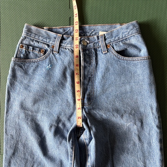 VTG 501 Levi's Women's High Rise Light Blue Jeans Size 26 Waist - Picture 11 of 14
